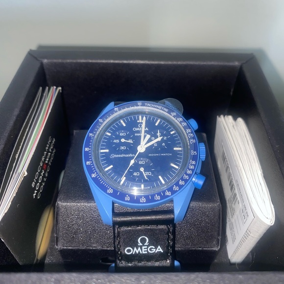 Rare and unused mission to Neptune MoonSwatch!! - Picture 7 of 7